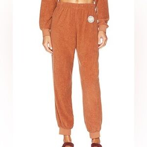 Gulf Sweatpants and Short in Sandy Dunes
BEACH RIOT size M